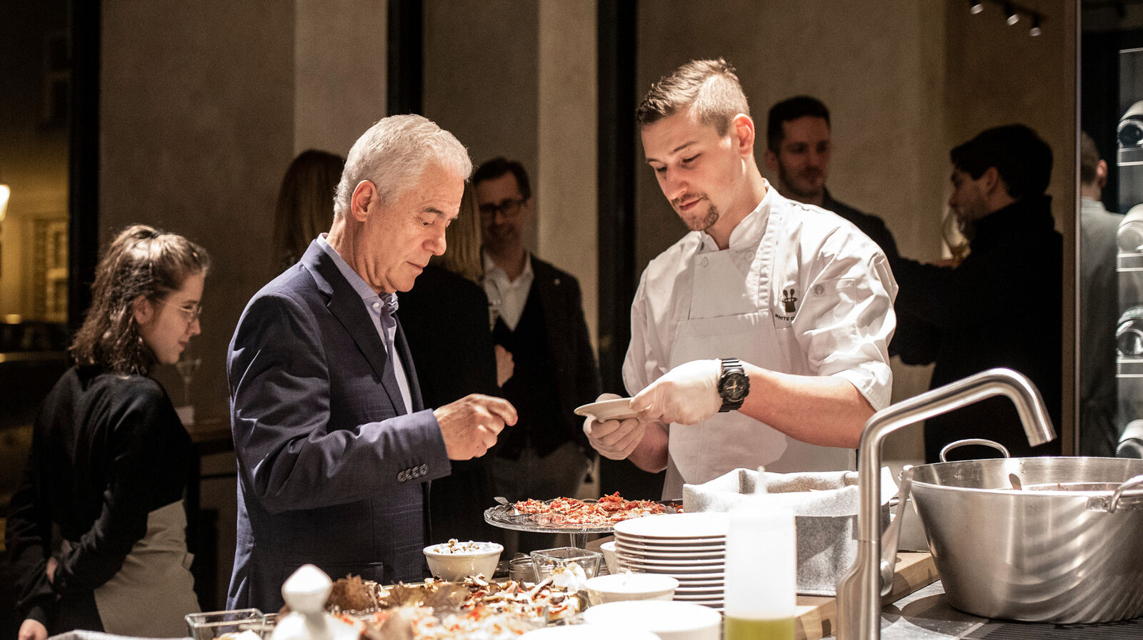 ATELIER MANUALL PRAGUE OPENING