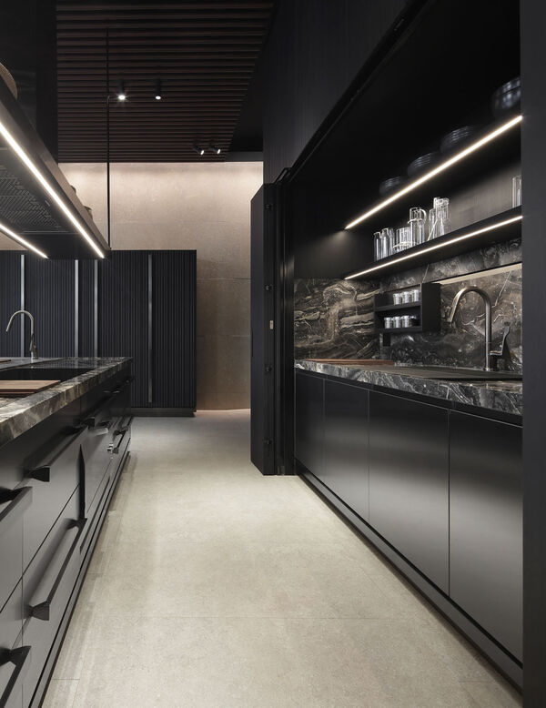 luxury Arclinea kitchen in Via Durini Milan