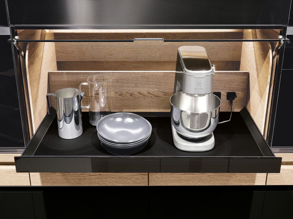 Exclusive elements storage system MAC 3