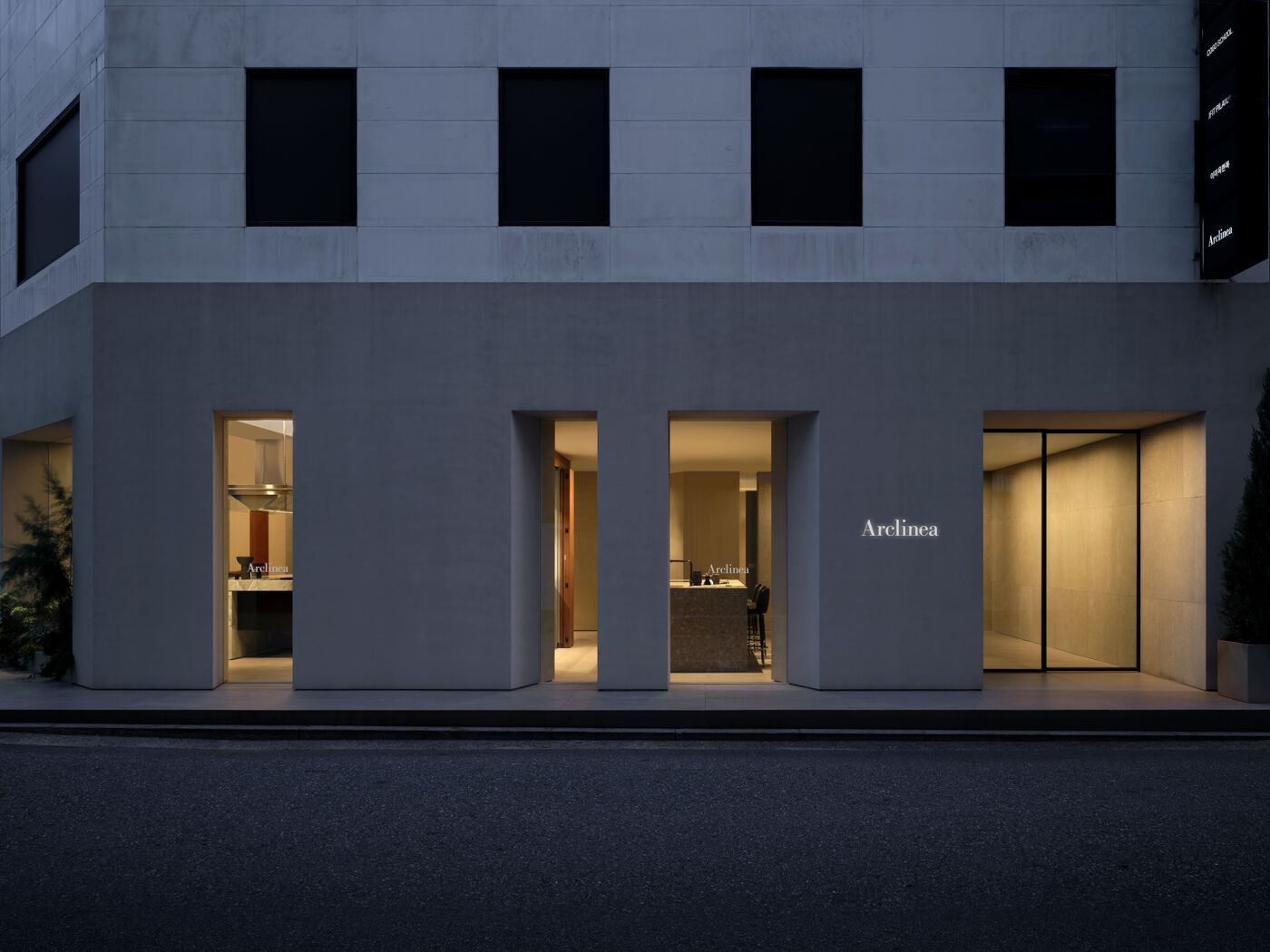 London showroom Arclinea, high end kitchens