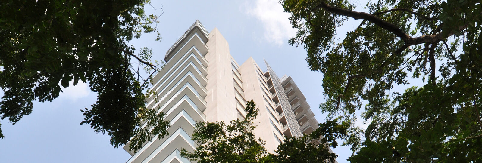 One Robin Singapore