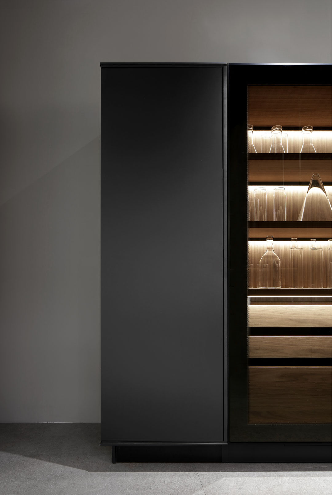 Milan Showroom Proxima Collection