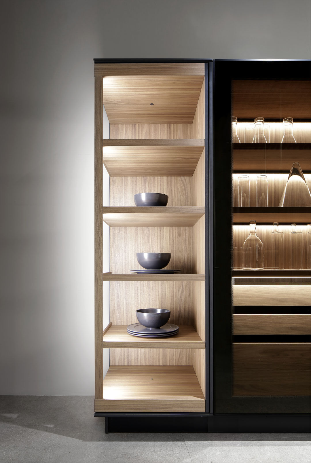 Milan Showroom Proxima Collection