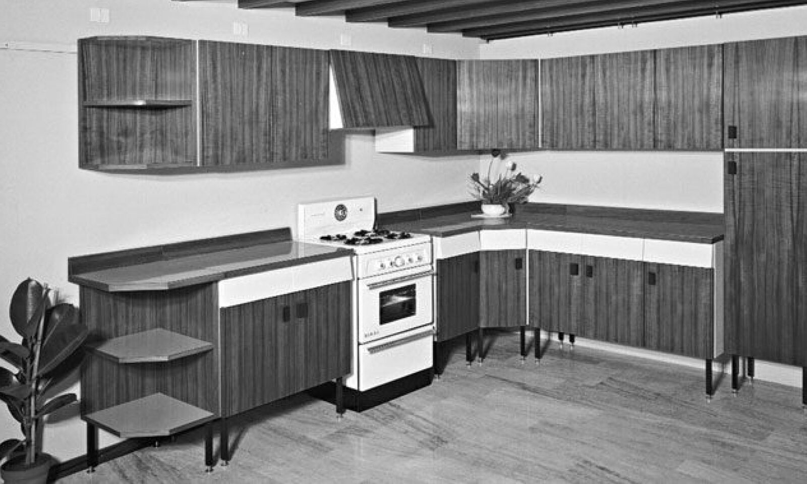 Kitchen model Thea Arclinea history