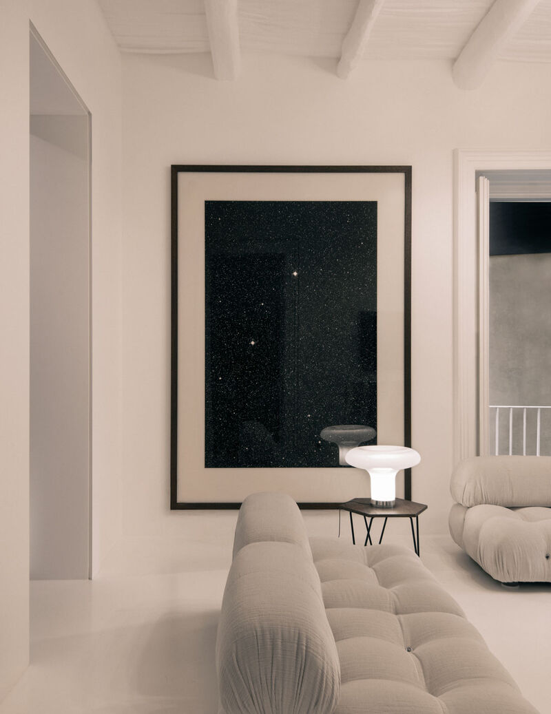 Camaleonda Sofa and Arclinea kitchen for Giuliano Dell’Uva project in Naples