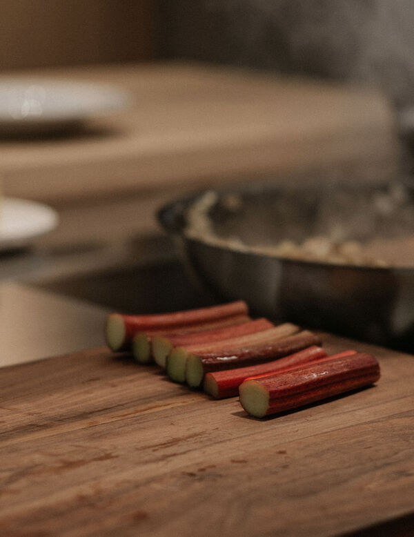 Arclinea Kitchen - Extraordinary Foods - Gisli Matt - Rhubarb - 5