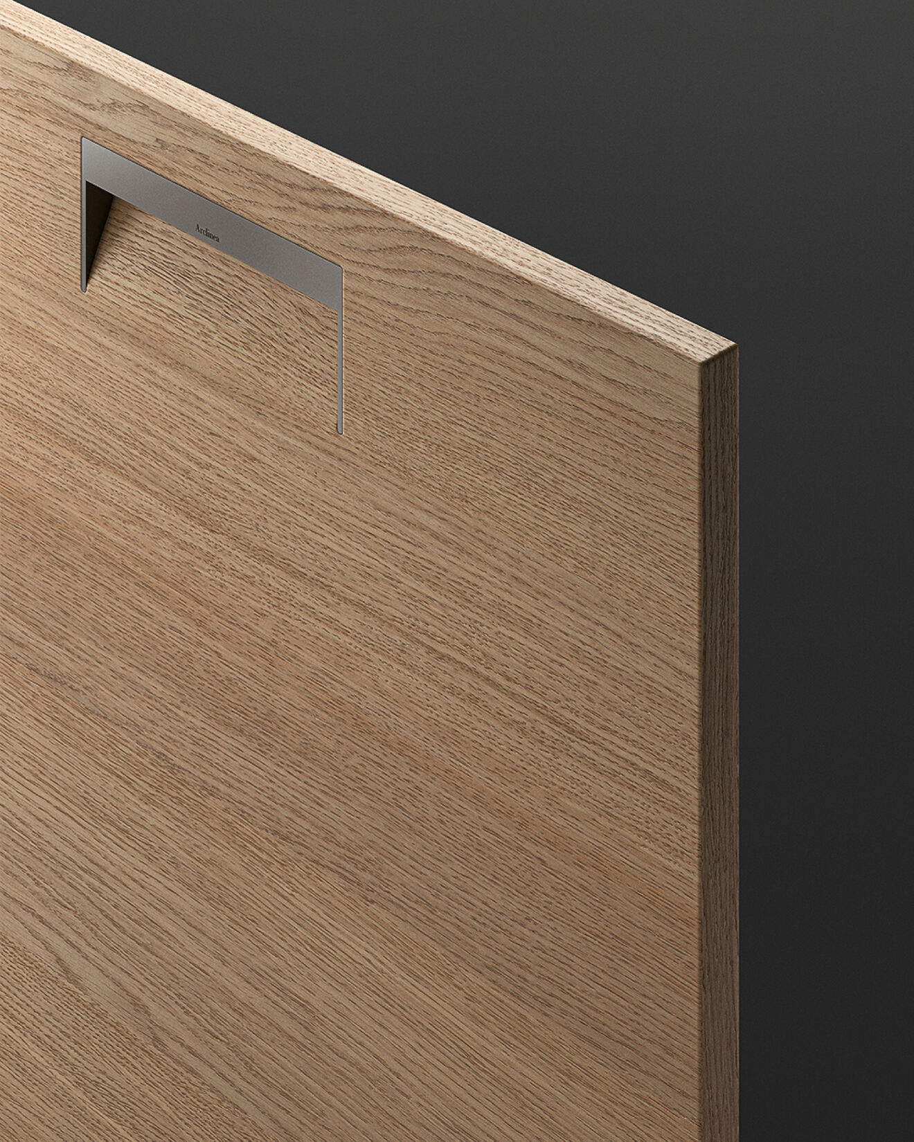 Italia Kitchen horizontal grain wood door