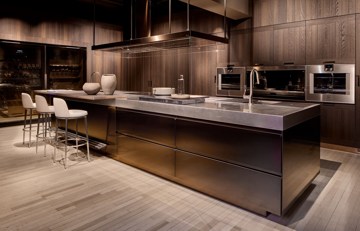 Arclinea black island kitchen in Wigmore, London showroom