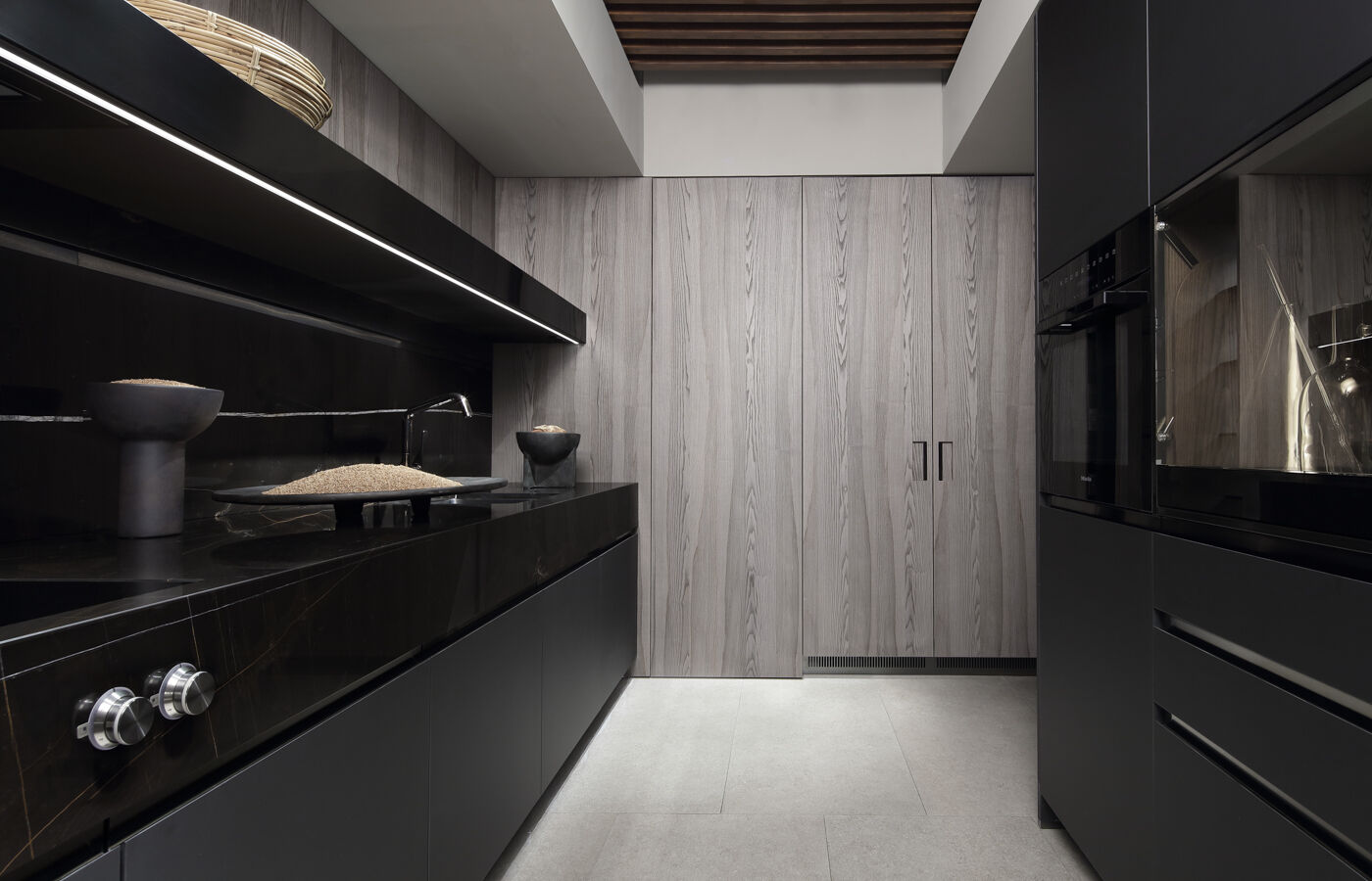 Showroom Arclinea Paris kitchen details