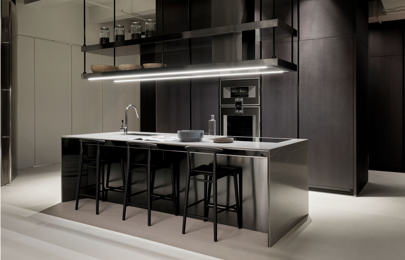 York Showroom Design Holding
